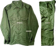 Tuta camicia pantaloni