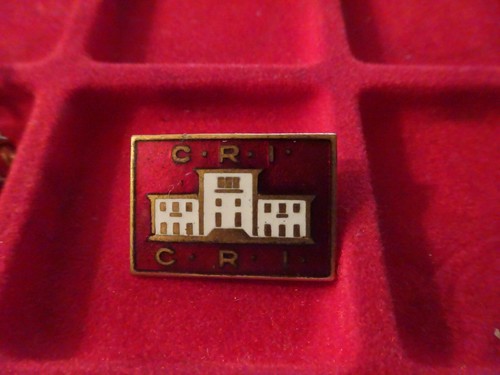 Antico pin distintivo attacco - pin,