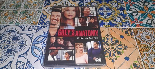 Grey anatomy box dvd - grey's,