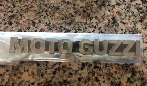 Targhetta cupolino moto guzzi - moto,