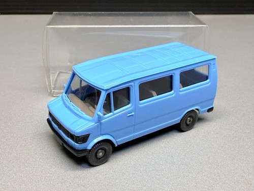 Mercedes benz 207 persone - mercedes, mb