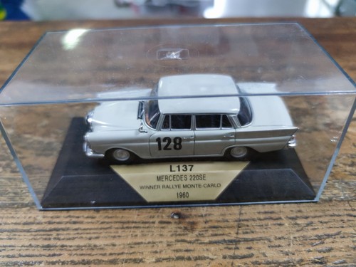 Vitesse l137 mercedes - vitesse,