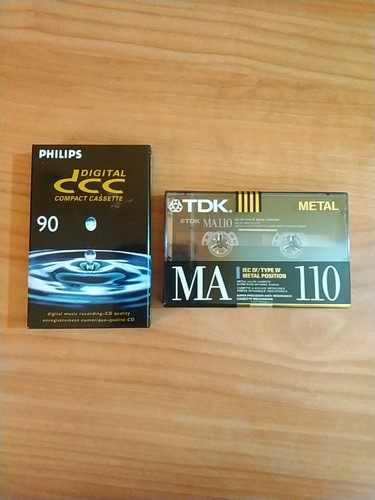 Sealed dcc philips - sealed,