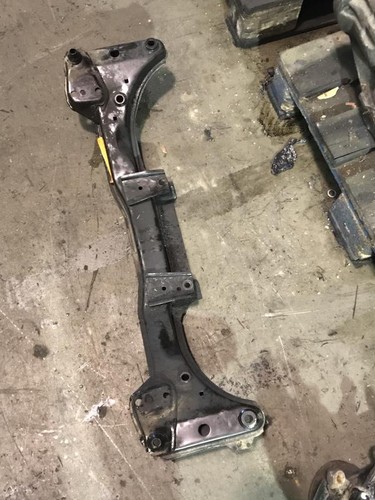 Culla motore anteriore bmw - culla,