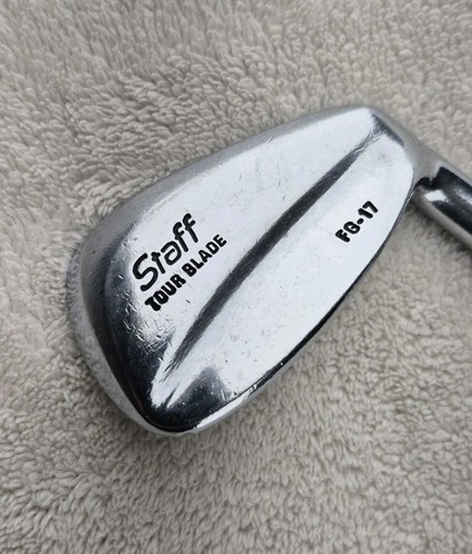 Wilson staff tour blade 17 - staff,