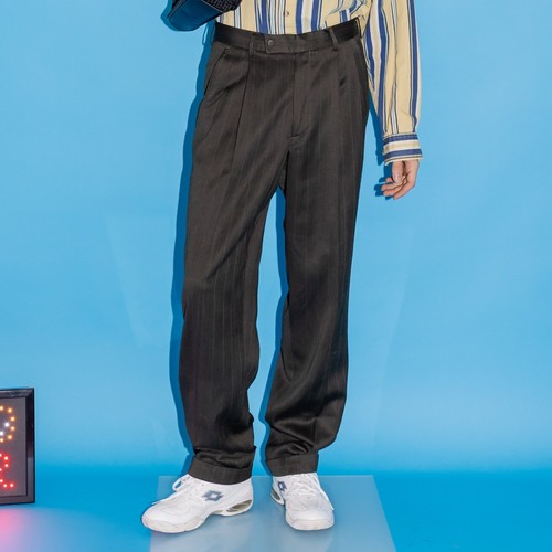 Pantalone gessato plissettato