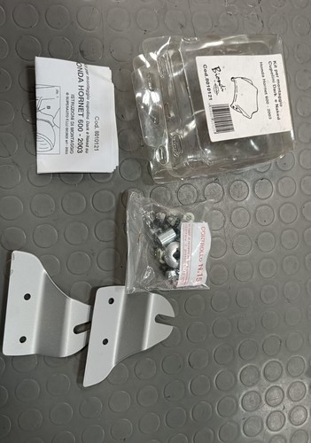 8010121 attacchi cupolino