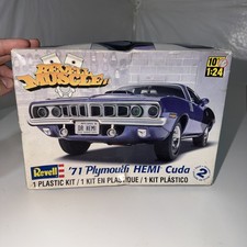 REVELL - '71 PLYMOUTH HEMI