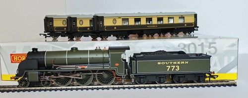 Hornby the white pullman - oo, "the