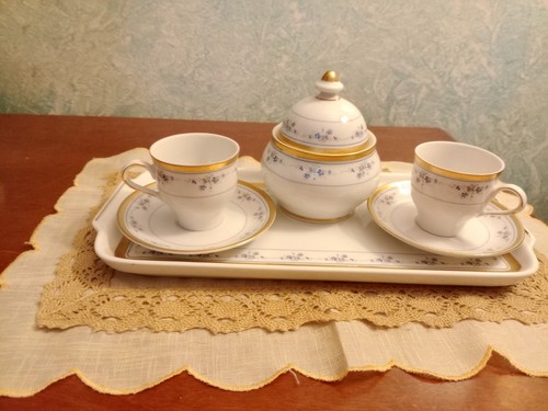 Servizio caffe per - da, due