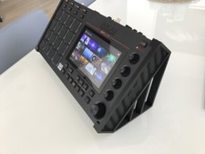 Supporto display angolato per