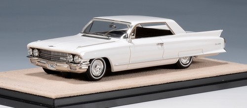 Cadillac coupe ville - cadillac,