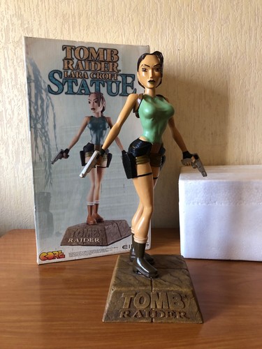 Figurine statue lara croft - figurine,