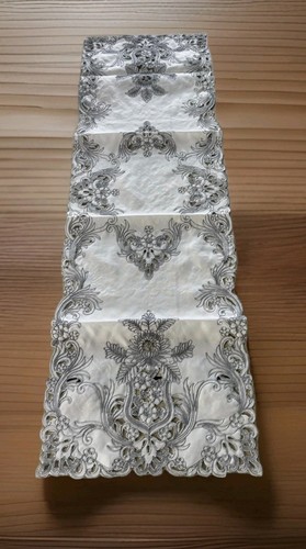 Runner tavola con ricamo - runner,