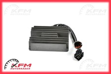 Suzuki GSR 750 raddrizzatore