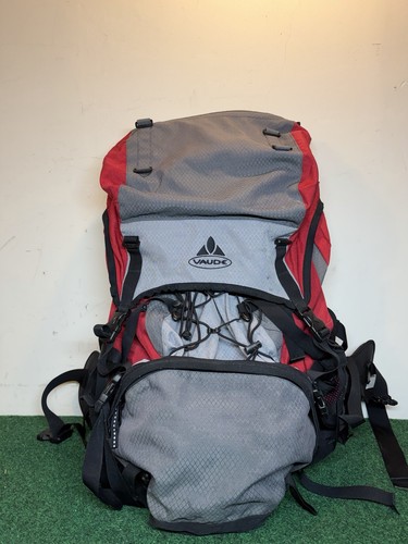 Vaude backpacking pack red - in,
