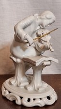 Statuetta in porcellana  Ginori  in capodimonte raffigurante Violinista