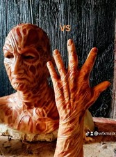 VS Freddy Krueger maschera in
