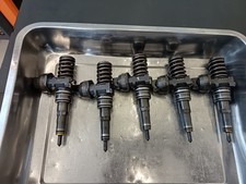 0414720310 5x Iniettori Pompa VW TOUAREG TRANSPORTER 2.5 TDI 