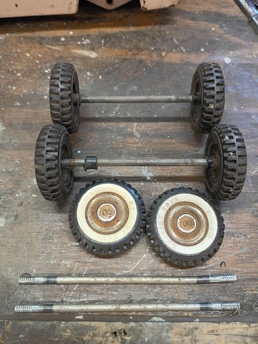Nylint set ruote ford - set,