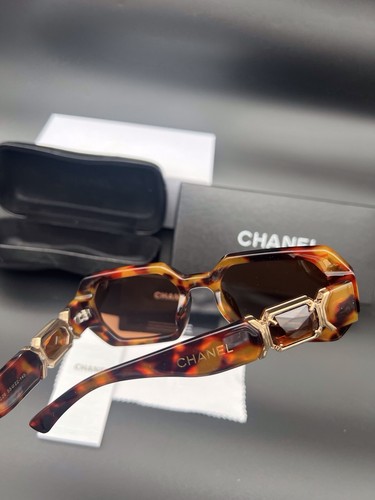 Chanel mahogany wood - chanel,