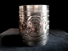 SPETTACOLARE ANTICO BRACCIALE BERBERO A POLSINO IN ARGENTO FINEMENTE CESELLATO.