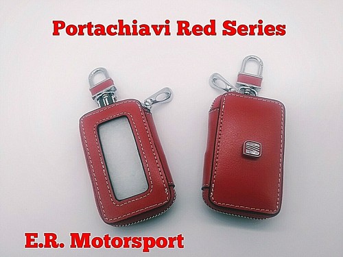 Portachiavi contenitivo - , in