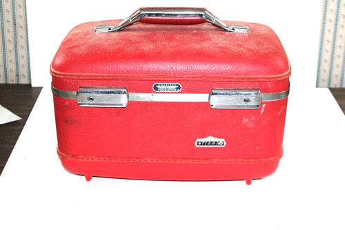 Astuccio trucco vintage rosso