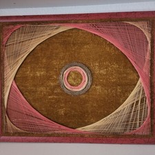 Vintage MCM 1970s Nail String