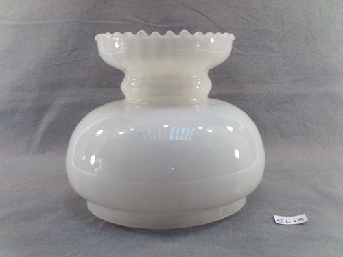Ancien abat jour - jour, opaline