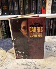 Carrie - Stephen King (1974