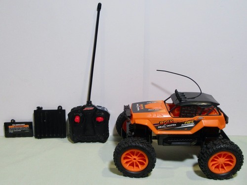 Monster truck multidirezionale