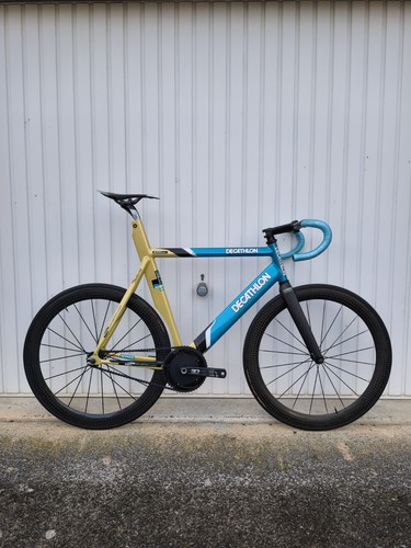 Decathlon team ag2r - team, bike