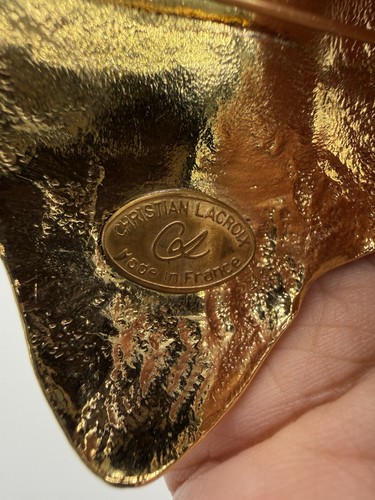 Spilla cuore tono oro grande
