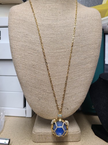 Collana con ciondolo