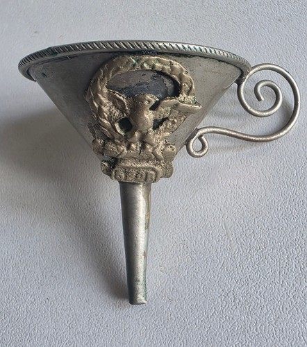 Raro piccolo imbuto - , per