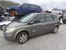 ricambi usati renault scenic 7 posti