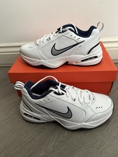 Nike Air Monarch IV Scarpe da
