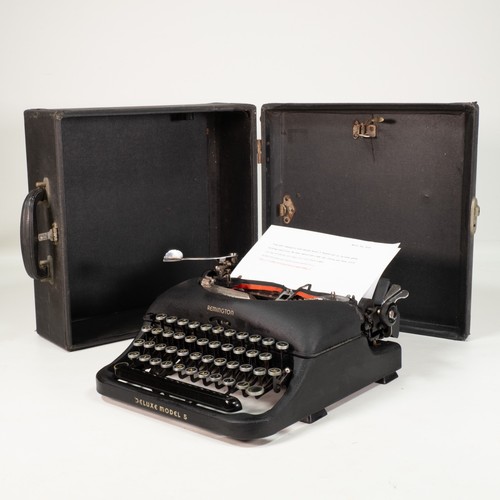Macchina scrivere portatile - scrivere,