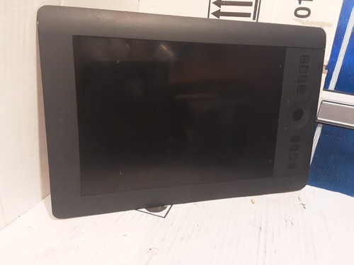 Wacom intuos pro pth 651 - pth-651, black