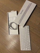 Apple Magic Keyboard + Magic Trackpad