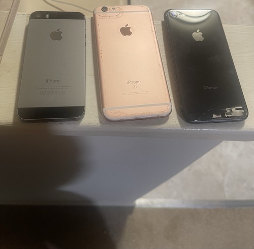 Iphone lot for parts repair - iphone, or