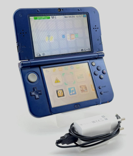 New nintendo 3ds blu - xl,
