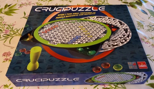 Crucipuzzle sfida tuoi amici - tuoi,