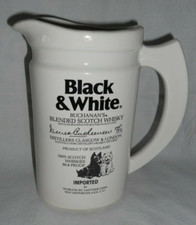 Brocca acqua whisky scozzese
