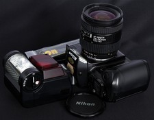 Nikon F-401QD pellicola 35 mm