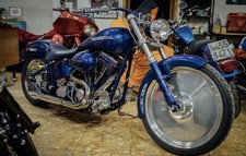 Harley  Moto   softail custom