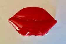 Scatola labbra rosse vintage