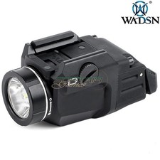 Torcia Tattica LED per Pistola WADSN (WD04109-B)