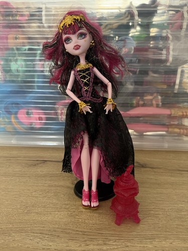 Monster high draculaura - high,